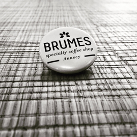 Button ©Brumes_Annecy